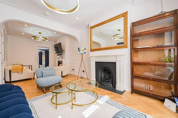 5 bedroom terraced house to rent - Photo 1