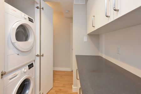 111 Lawton Boulevard - Photo 5