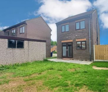 Pastures Close, Armthorpe - Photo 2
