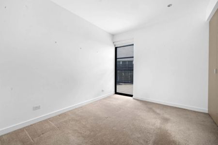 B106/83 Spinnaker Terrace, - Photo 5