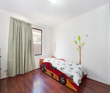 Room for The Whole Family! - Photo 6