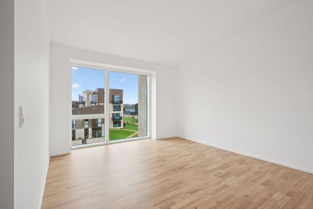 PH Park 33, 2. 8. - Photo 2