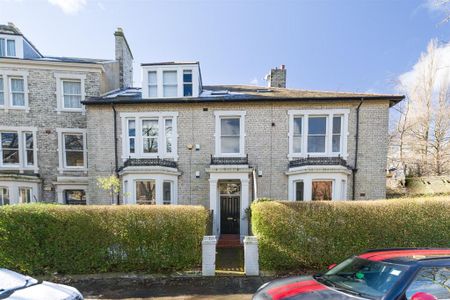 2 bedroom maisonette to rent - Photo 3