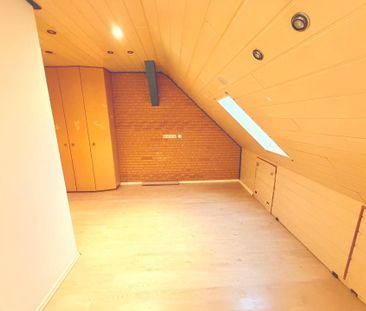 Helle 4-Zimmer-Wohnung mit Einbauküche in Top-Lage - Photo 1