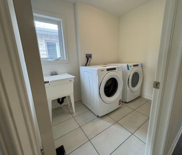 For Lease - 108 Sanderson Drive, Kawartha Lakes, Ontario - Photo 6