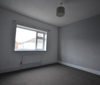 2 bedroom Terraced House To Let - Photo 3