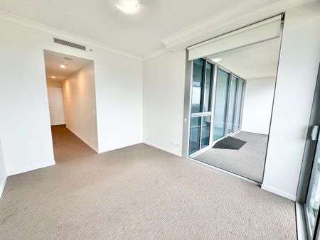 1706/25 East Quay Drive, Biggera Waters, QLD 4216 - Photo 2