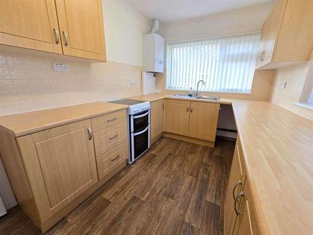 Ashburn Rise, Scarborough, YO11 - Photo 5