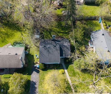 1840 Av. Windermere - Photo 1