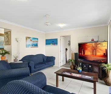 16 Carramar Street, Rothwell QLD 4022 - House For Rent | Domain - Photo 1