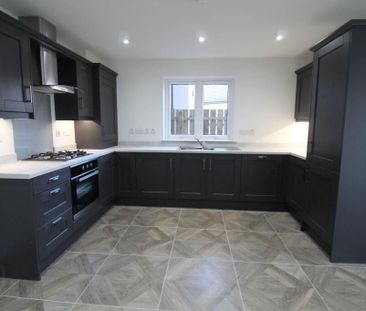 16 Oak Meadow Green, Newtownards, BT23 7JH - Photo 1