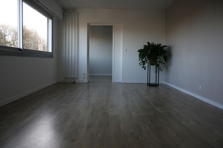 Location Appartement 2 pièces 54m² MOUVAUX 59420 - Photo 4