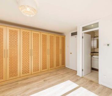 Ashbourne Square, Northwood, HA6 - Photo 5