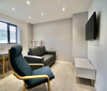 Apartment 2, 14 Deiniol Road - Photo 1