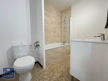 Location Appartement 2 pièces 47m² ST GENIS LAVAL 69230 - Photo 3