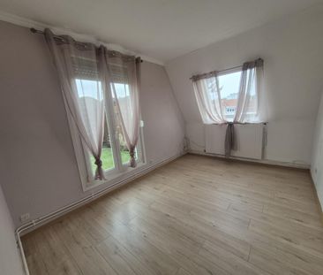 Location Appartement 3 pièces 82m² ST OMER 62500 - Photo 4