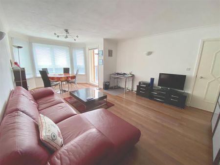 Hera Court, Homer Drive, London - Photo 2