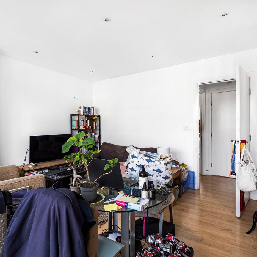 Baylis Road - Photo 1