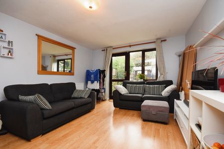 2 bedroom house to rent Grange Walk, Grange Road, Bishops Stortford, CM23 - Photo 5