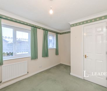 2 bedroom house to rent Sheldon Close, Harlow, CM17 - Photo 4