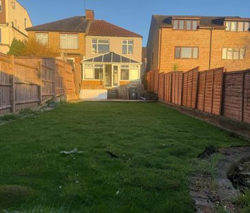 5 bedroom detached house to rent - Photo 6