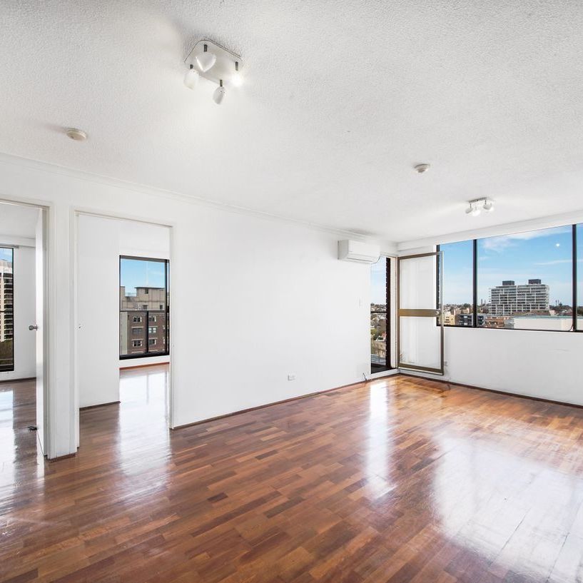 Magnificent Views Over Sydney - Photo 1