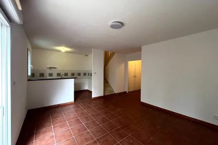 Maison 3 chambres, jardinet et garage - Photo 3