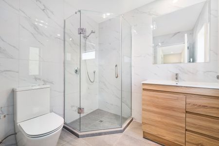 3 Bedrooms on Roseville St - Photo 4