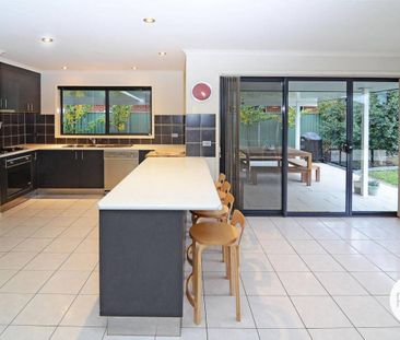WELL APPOINTED THREE BEDROOM HOME IN PRIME LOCATION! - Photo 1
