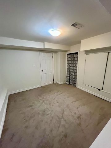 For Lease - 5 Edgewood Gardens Unit# Basement, Toronto, Ontario - Photo 2