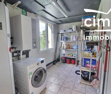 À louer - Maison traditionnelle, 6 pièces située à Saint-Jacques-de... - Photo 3