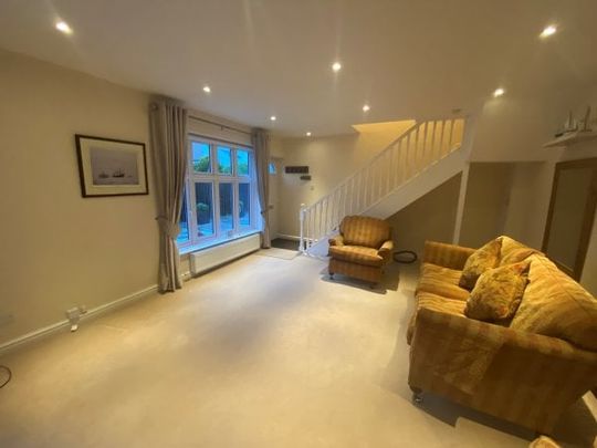 Sandlea Mews, West Kirby - Photo 1