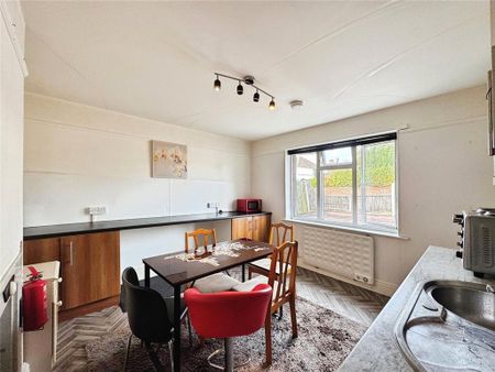 Studio to rent - Photo 3