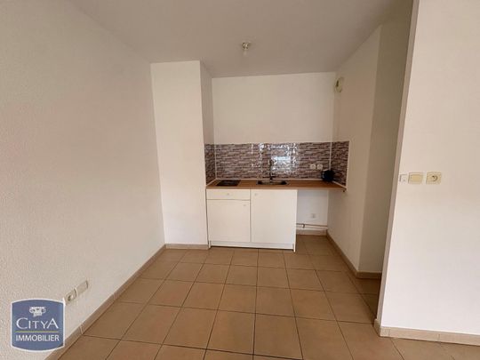 Location Appartement 2 pièces 45m² MIRAMAS 13140 - Photo 1