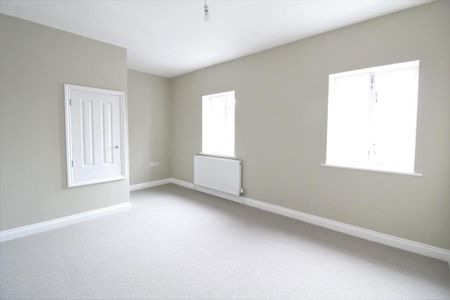 2 bedroom townhouse to rent - Photo 3