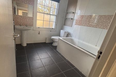 Studio to rent - Photo 5