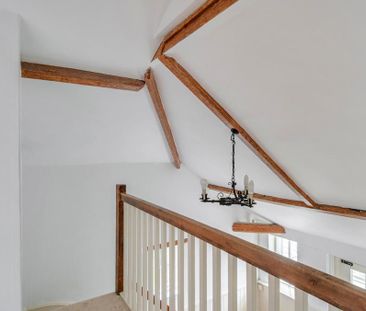 3 bedroom semi-detached house to rent - Photo 6