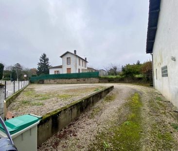 A VILLENEUVE SUR LOT T2 EN DUPLEX AVEC PARKING PRIVATIF - Photo 6