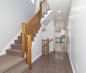 For Lease - 113 Echovalley Drive, Hamilton, Ontario - Photo 1