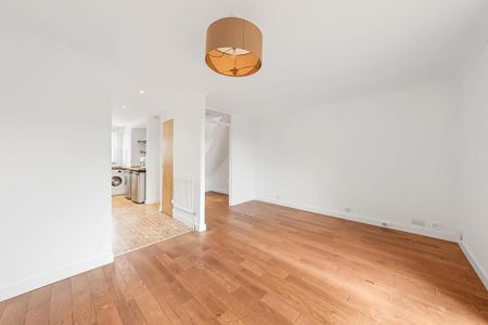 3 bedroom maisonette to rent - Photo 3