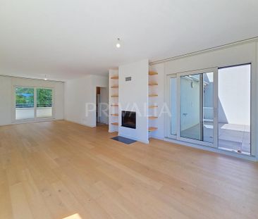 Bel attique de 121 m2 avec terrasse - Photo 2