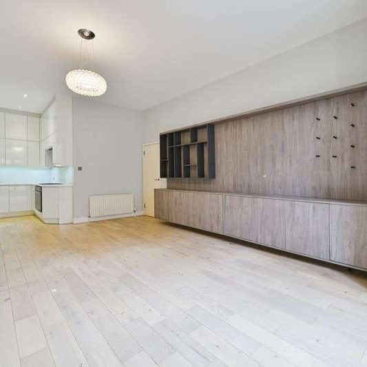 Sutherland Avenue, Little Venice, W9 - Photo 1