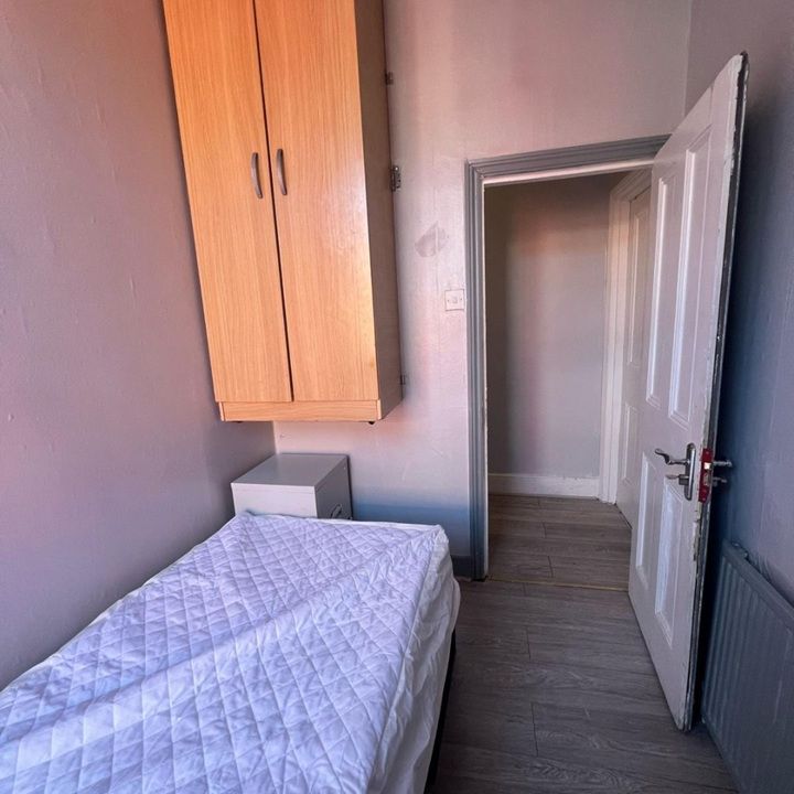 Room in a Shared House, Sylvan Avenue, N22 - Photo 1