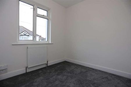 Lullington Avenue, Hove, BN3 - Photo 4