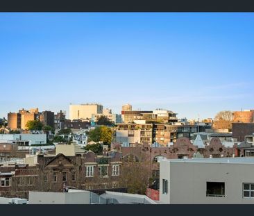 Modern Light-Filled Studio in Prime Surry Hills Location - Photo 4