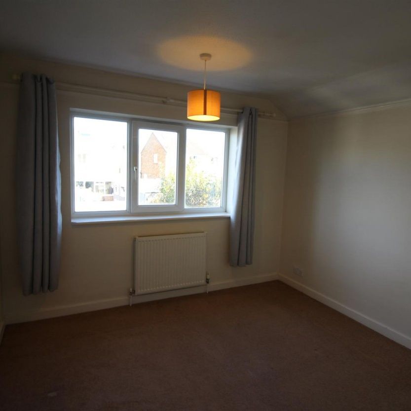 Ribblesdale Avenue, Garforth, Leeds - Photo 1