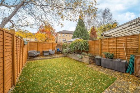 3 bedroom flat to rent - Photo 5