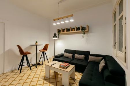 Carrer de Muntaner, Barcelona, Catalonia 08021 - Photo 3