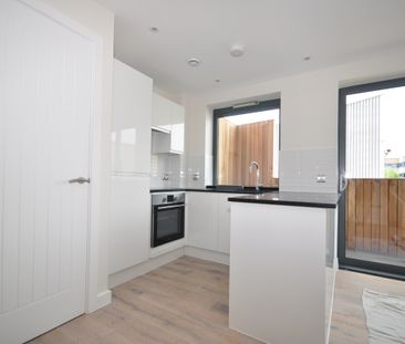 1 bedroom apartment to rent - Photo 4