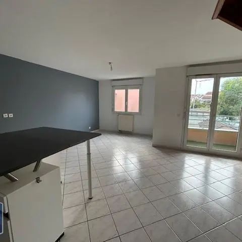 Appartement à louer 4 pièces 82.73m² - Photo 1